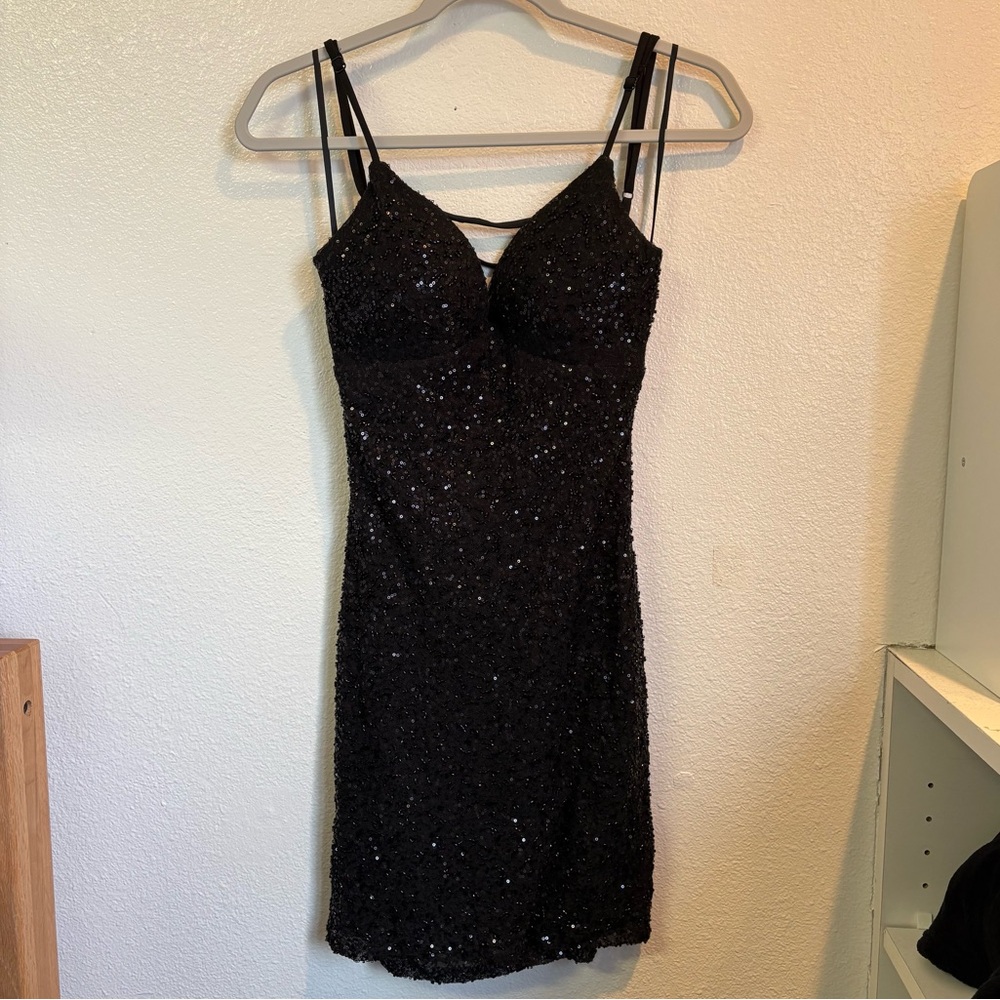 Windsor | Christine Beaded Sequin Lace-Up Mini Dress | US SIZE S